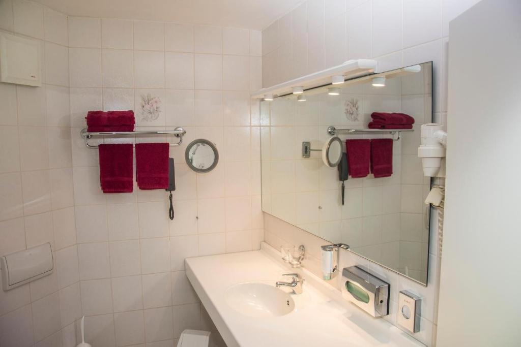 Hotel Zur Tanne Harztor Esterno foto